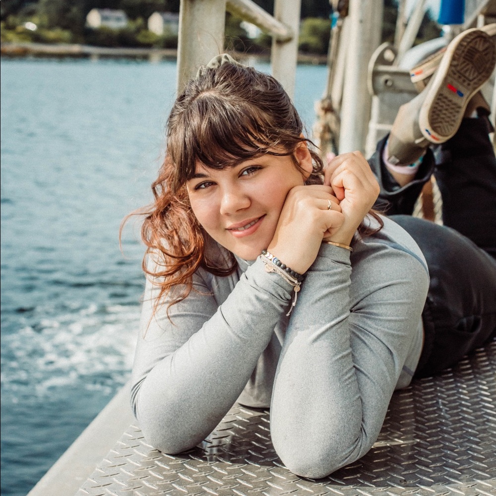 Meet your Posher, Kelsa